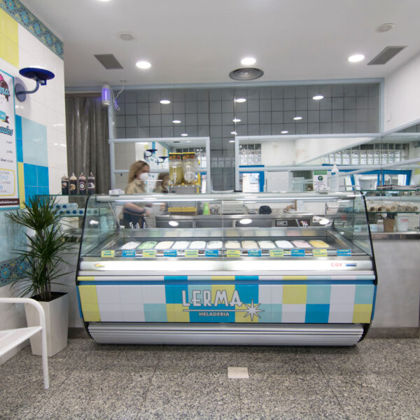 Mostrador heladería Lerma Estella